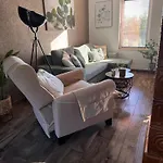 Oeregviz Vendeghaz