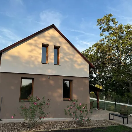 Oeregviz Vendeghaz Villa Szentendre