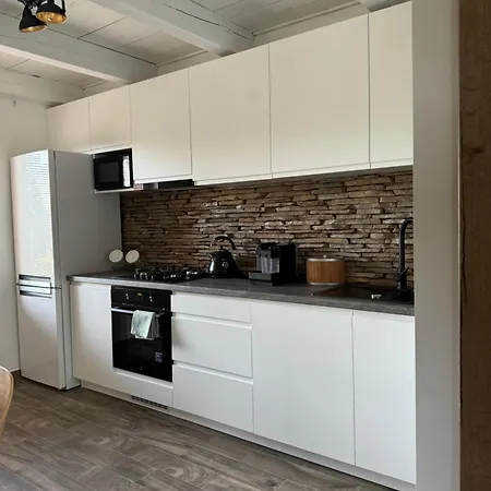 Oeregviz Vendeghaz Szentendre