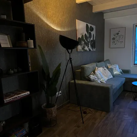 Oeregviz Vendeghaz * Szentendre