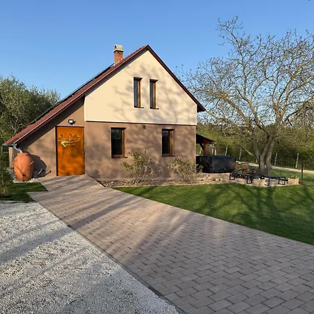 Oeregviz Vendeghaz Szentendre